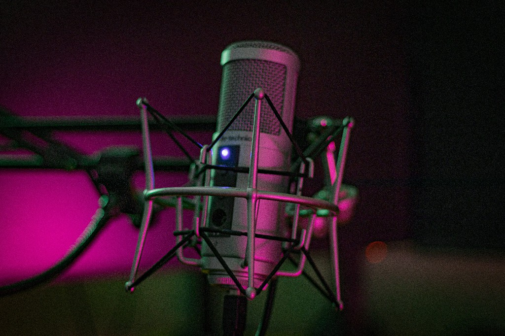 The Human Voice of a Brand Why Conversation Builds Connection