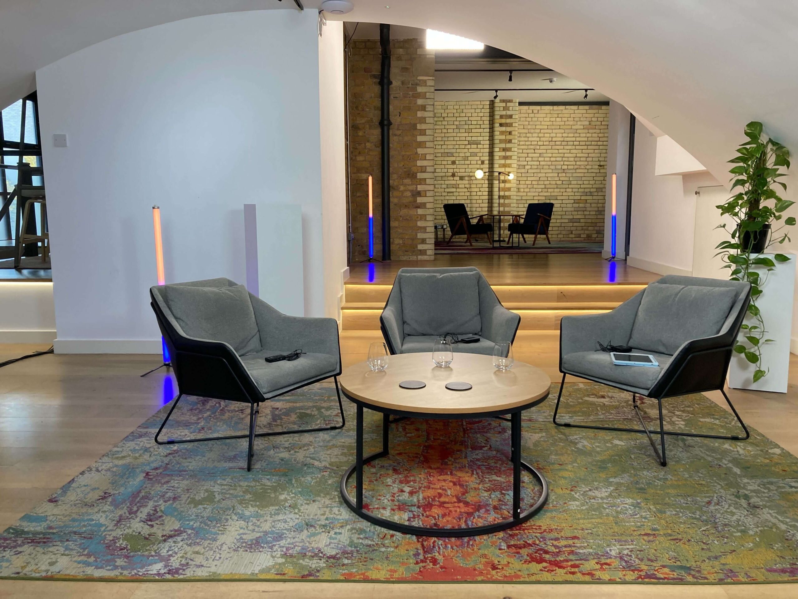 What Makes a Leading Webinar Production Company